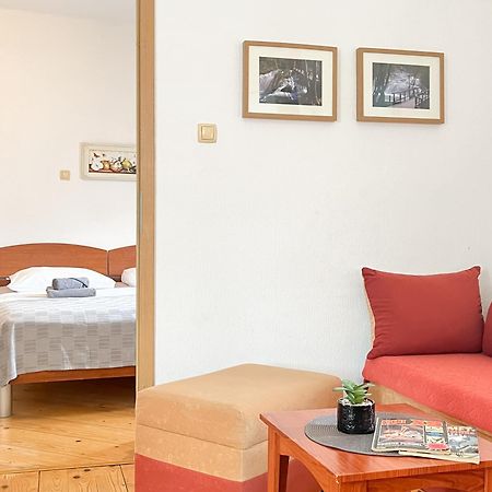 Terramar Apartments Baska Voda Luaran gambar